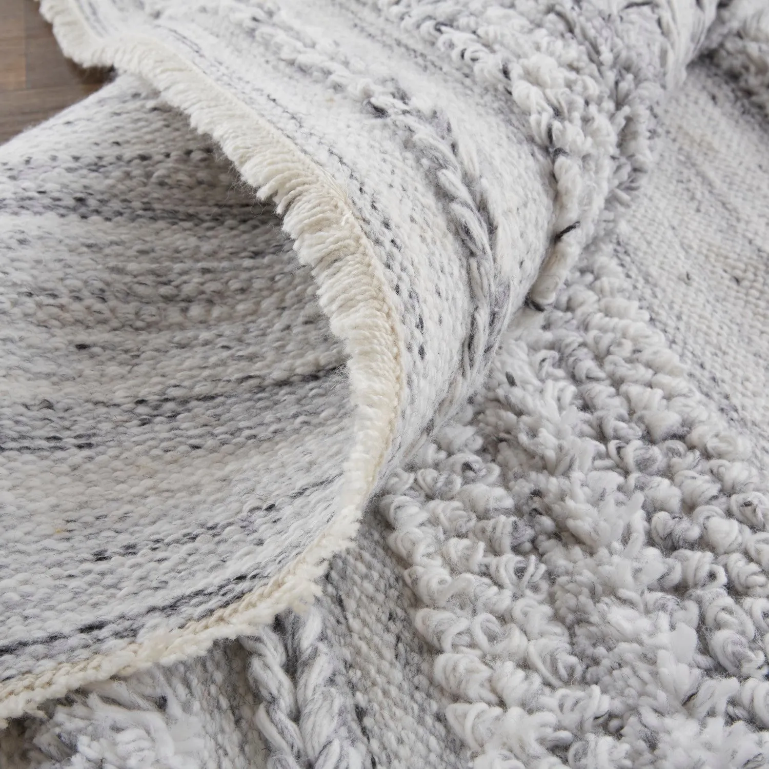 Akton Handwoven Stripes Ivory/Light Gray Rug
