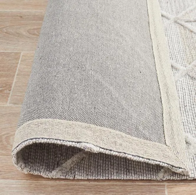 Ari Rug