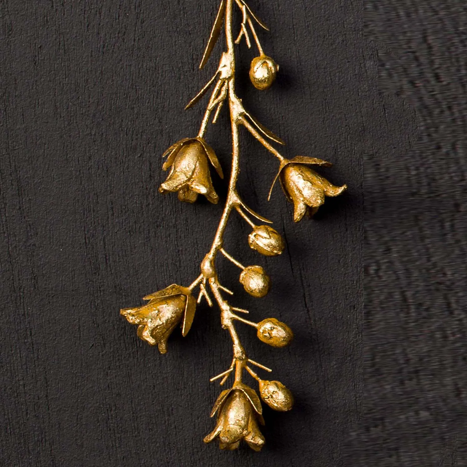 BELL FLOWER ORNAMENT