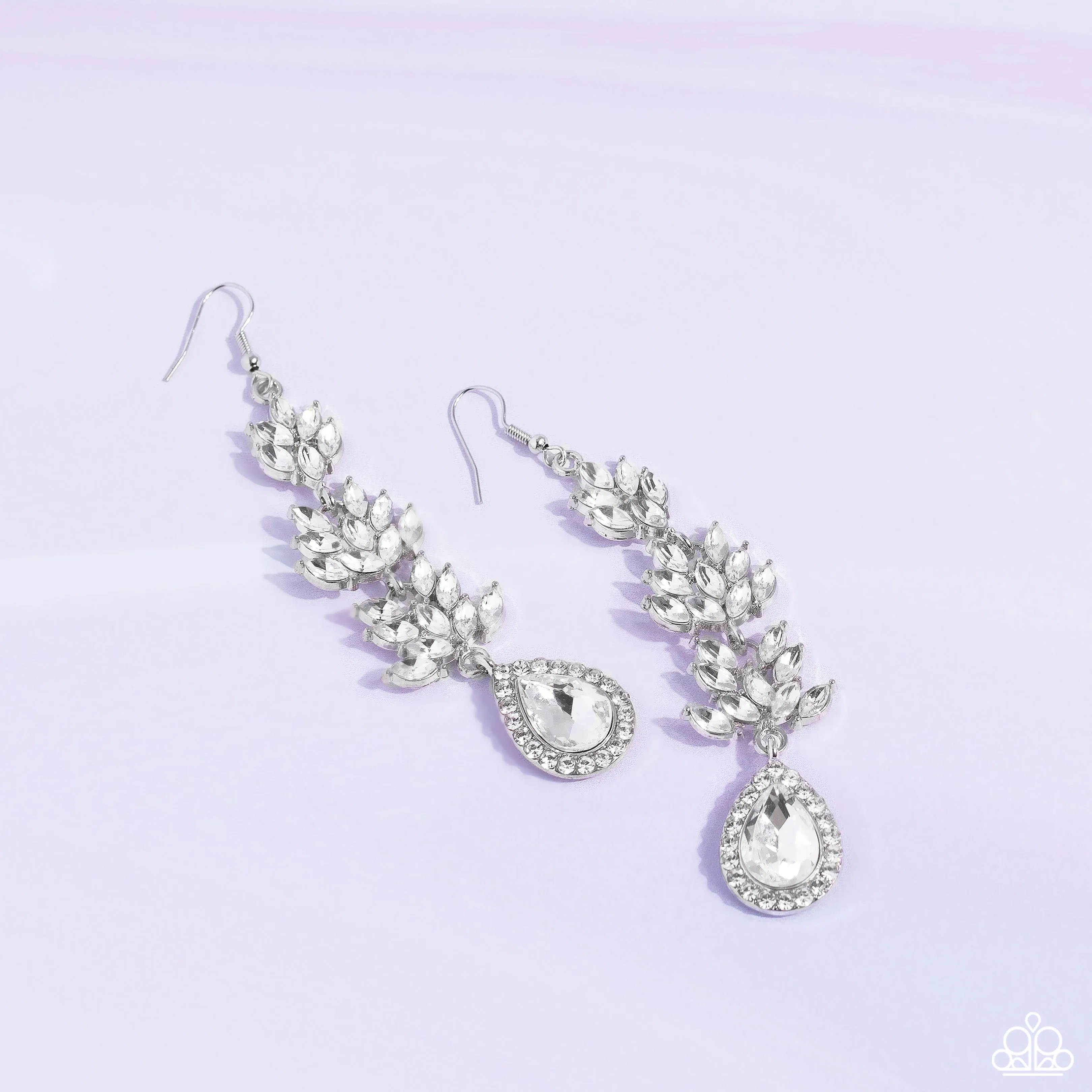 Earrings Water Lily Whimsy - White LOP E2203