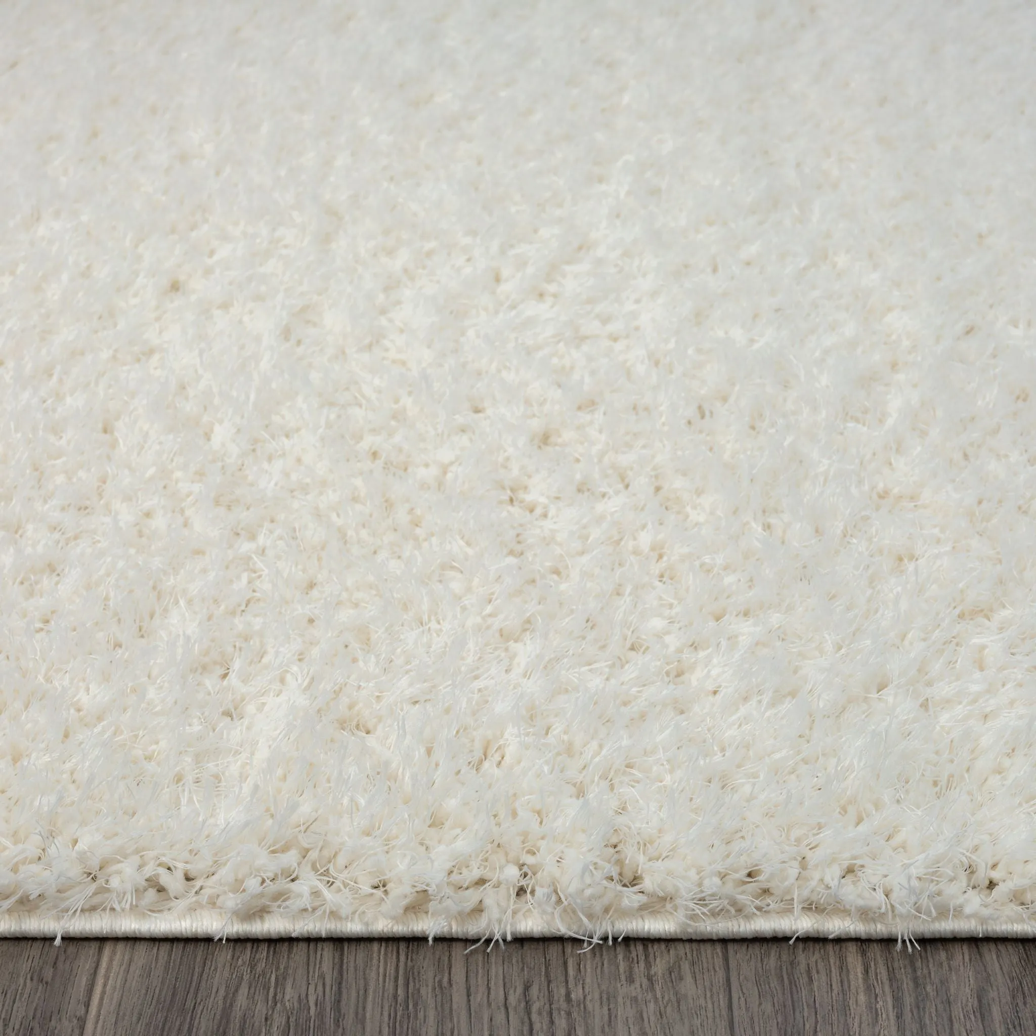 Fleecy 393 Sand Rug - Soft & Luxurious Floor Decor