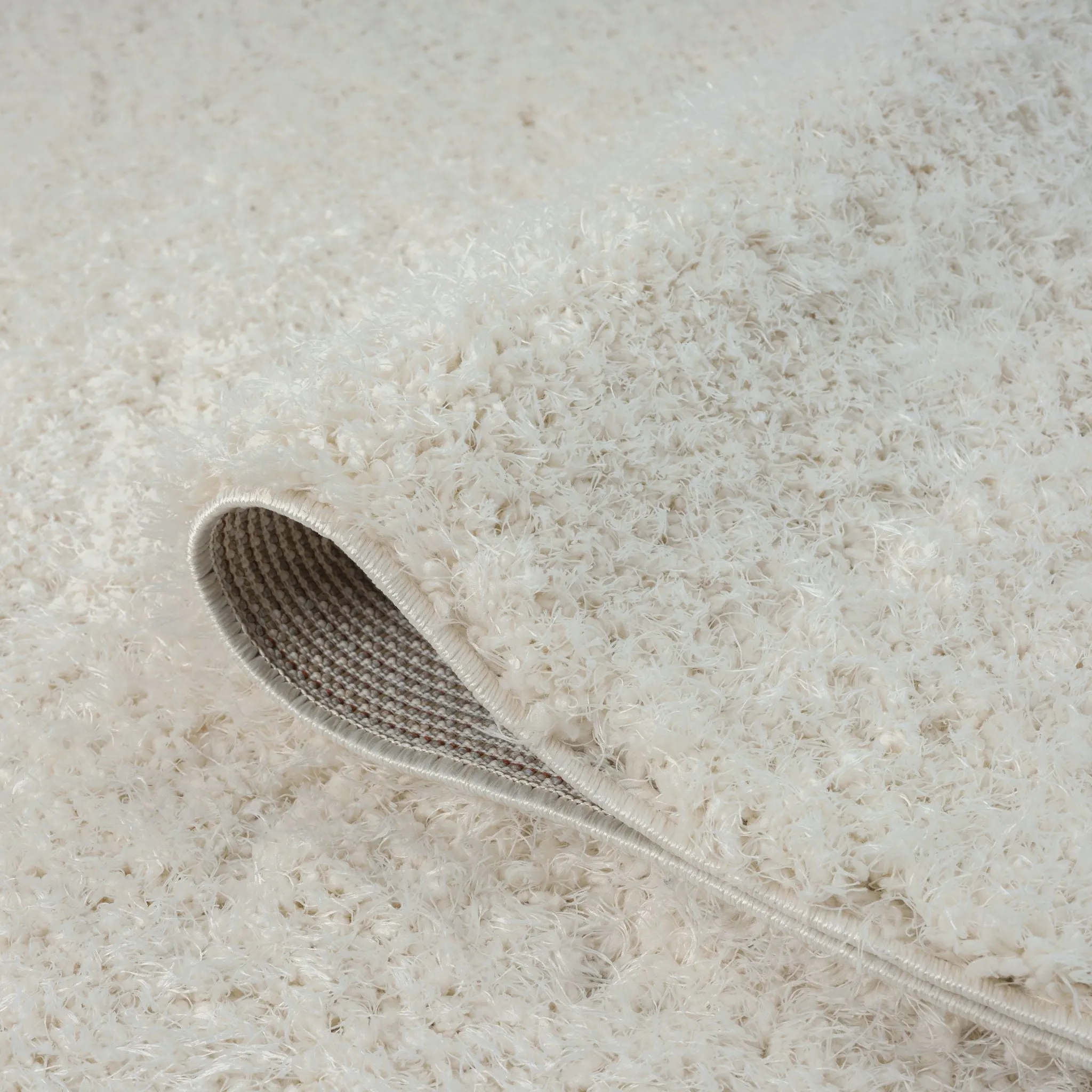 Fleecy 393 Sand Rug - Soft & Luxurious Floor Decor