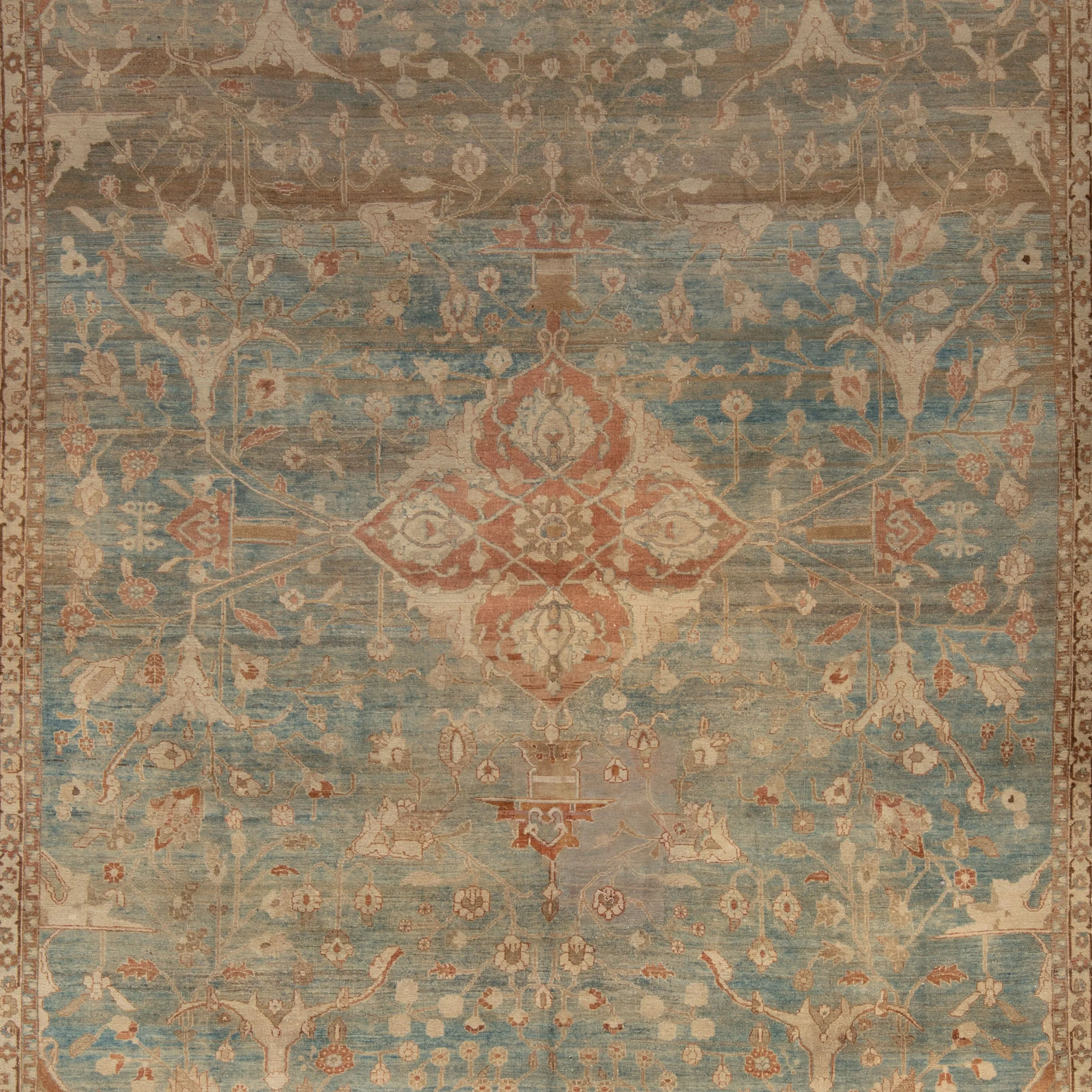 Light Blue Vintage Farahan Wool Rug - 7'9" x 9'9"