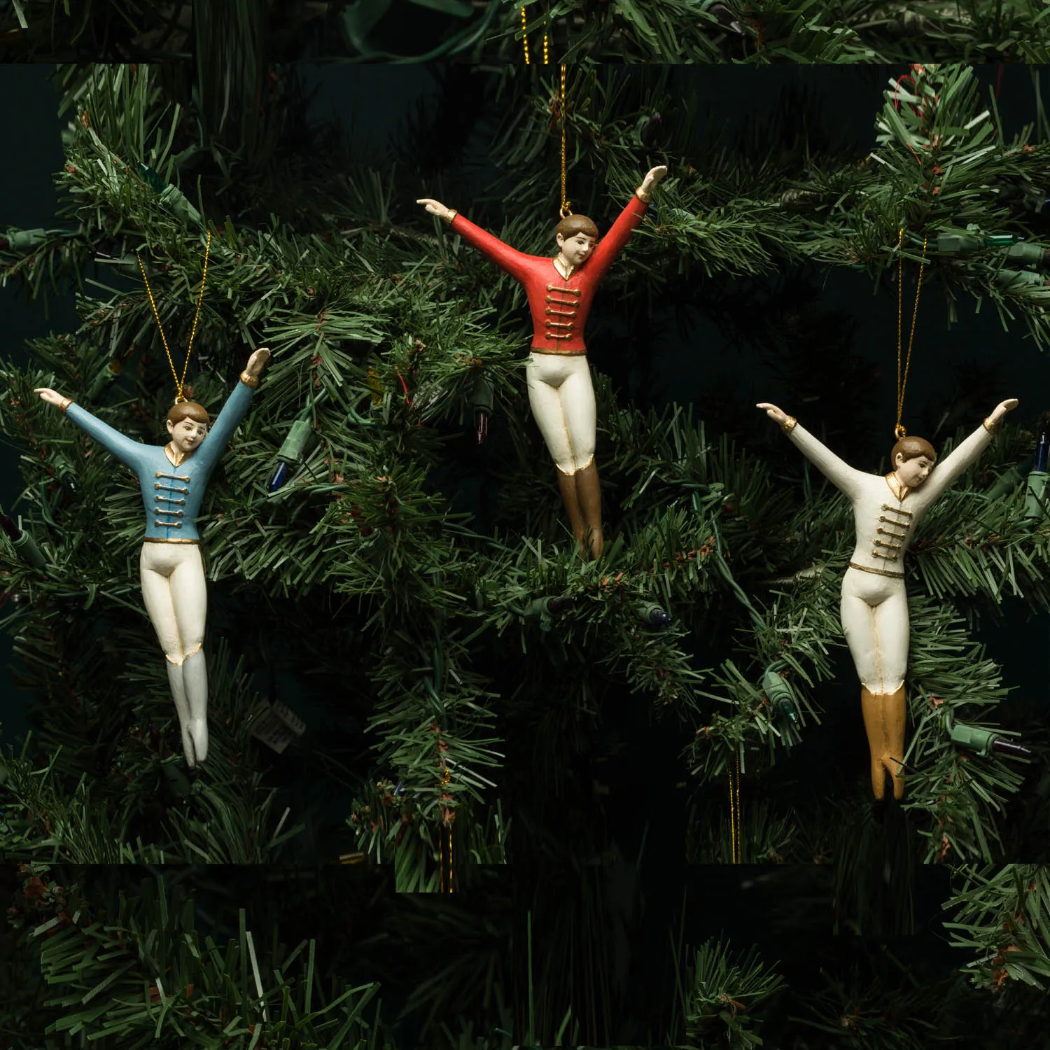PRINCE ORNAMENT, WHITE & GOLD