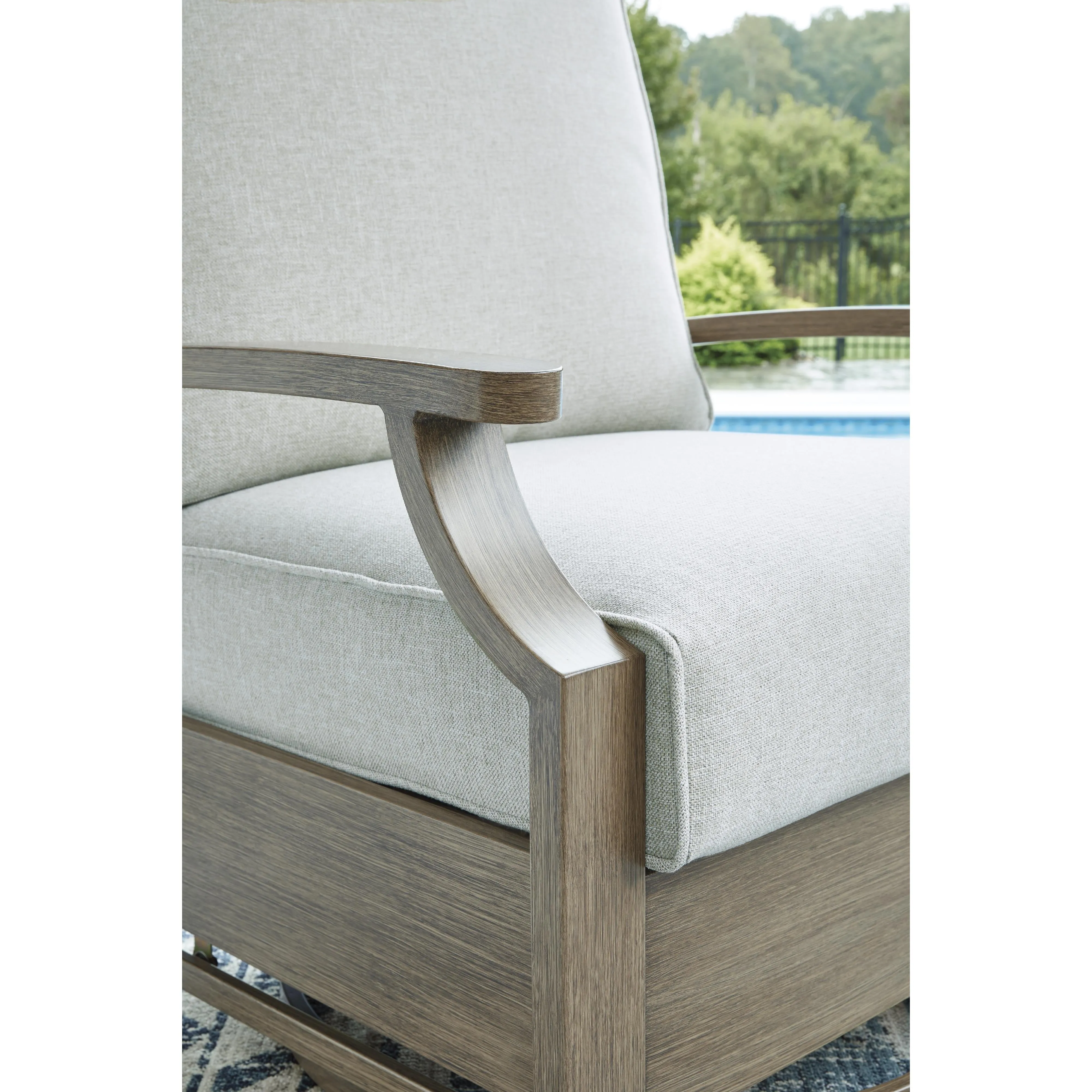 Signature Design by Ashley Outdoor Seating Chairs P701-821