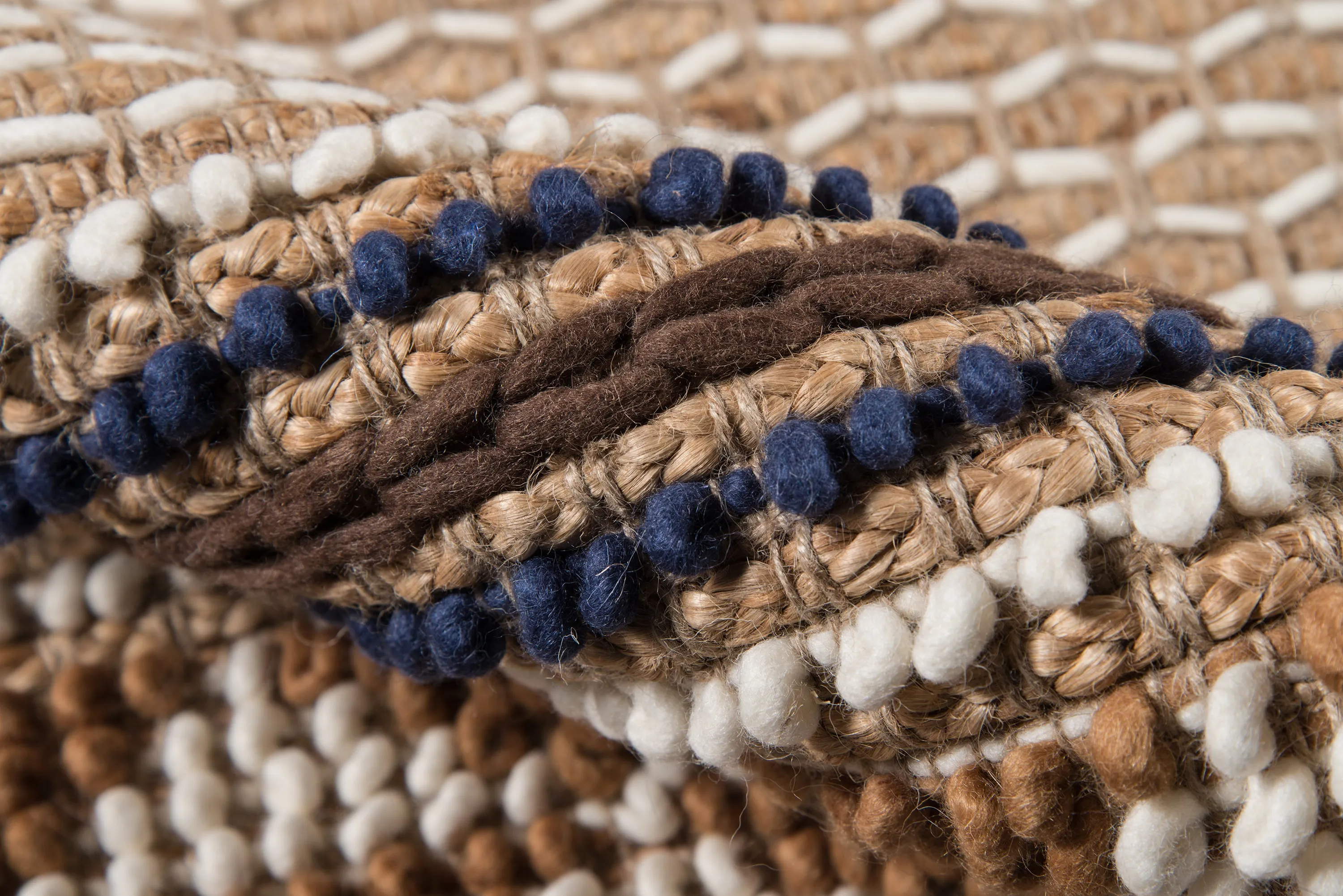 Transitional Hand Woven Off-White Rug