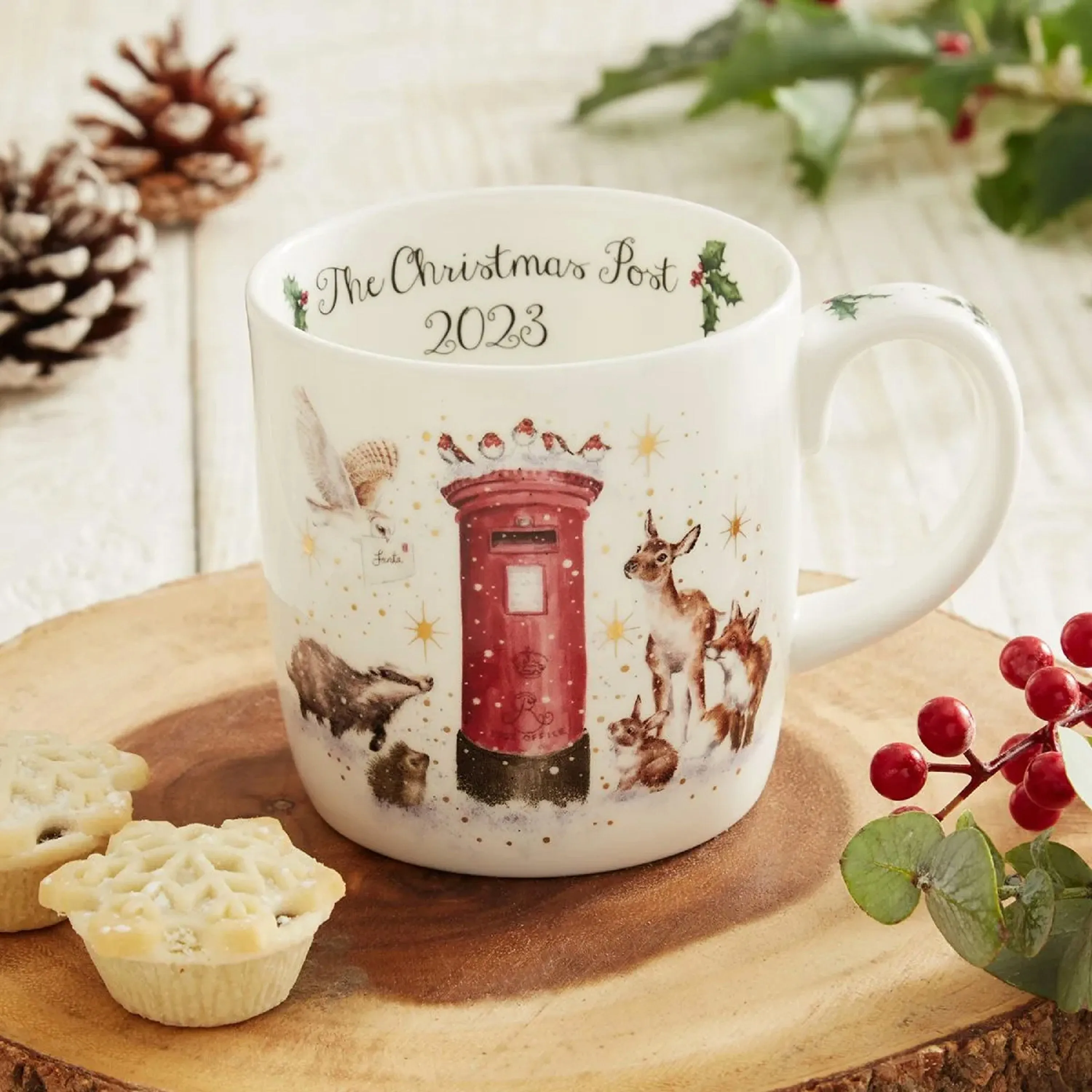 Wrendale 400ml The Christmas Post Box Mug